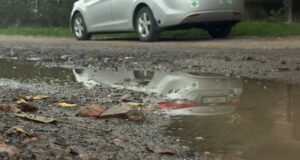 У Луцьку жителі півтора року домагаються ремонту дороги У-Луцьку-жителі-півтора-року-домагаються-ремонту-дороги