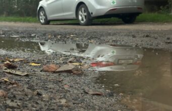 У Луцьку жителі півтора року домагаються ремонту дороги У-Луцьку-жителі-півтора-року-домагаються-ремонту-дороги