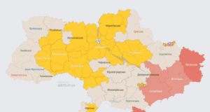 Ворог атакує Україну ударними БпЛА: напрямок руху Ворог-атакує-Україну-ударними-БпЛА:-напрямок-руху