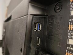Ви дарма використовуєте USB-порт телевізора лише для фільмів: 5 корисних функцій Ви-дарма-використовуєте-usb-порт-телевізора-лише-для-фільмів:-5-корисних-функцій