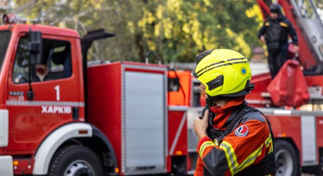 Атака дронів на Харків: два райони під обстрілом 10 жовтня У Харкові після атаки російського дрона горить медзаклад, поранено людину
