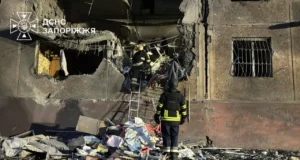 Атака на Запоріжжя: 12 загиблих, серед них троє дітей "росія-подякувала-за-зняття-санкцій-на-експорт-дизелю"-–-Зеленський-про-атаку-на-Запоріжжя