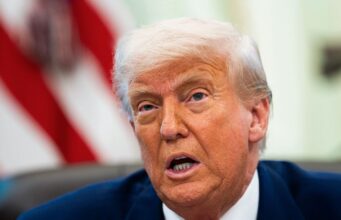 Трамп звинувачує некомпетентність у початку війни Росії проти України Трамп вигадав нову “причину” початку російсько-української війни