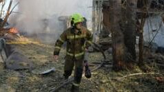 Російська атака на Київ: балістичні ракети влучили в ресторан, є постраждалі Росія-вдарила-по-Києву-балістикою,-є-поранені-в-ресторані,-зупинялось-метро