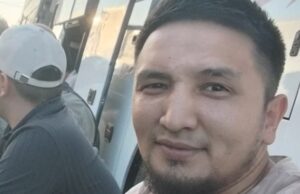 Казахський мігрант примусово мобілізований до російської армії під час пошуку роботи Із-м’ясокомбінату-–-на-«м’ясні-штурми»:-як-заробітки-у-Росії-перетворюються-на-квиток-на-війну.