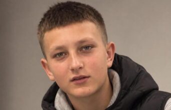 Атака РФ на Рівненщину: у лікарні помер поранений 13-річний хлопчик Атака-РФ-на-Рівненщину:-у-лікарні-помер-поранений-13-річний-хлопчик