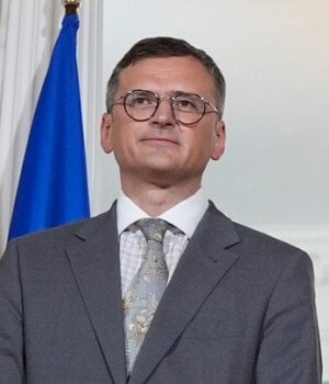 «Йому-потрібно-5 безпілотників»:-Кулеба-пояснив,-як Путін-втягне-Європу-у війну «Йому-потрібно-5 безпілотників»:-Кулеба-пояснив,-як Путін-втягне-Європу-у війну