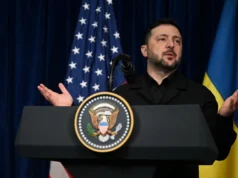 Зеленський анонсував новий пакет військової допомоги від ЄС на 3 млрд євро Зеленський анонсував новий пакет військової допомоги від ЄС на 3 млрд євро
