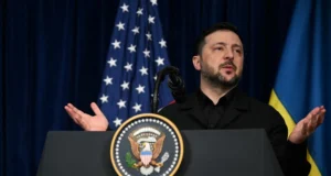 Зеленський анонсував новий пакет військової допомоги від ЄС на 3 млрд євро Зеленський анонсував новий пакет військової допомоги від ЄС на 3 млрд євро