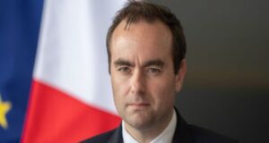 Франція підтверджує підтримку України та закликає до посилення санкцій проти Росії Стало відомо, чи підтримують у Макрона заклик Трампа “змінити Зеленського”