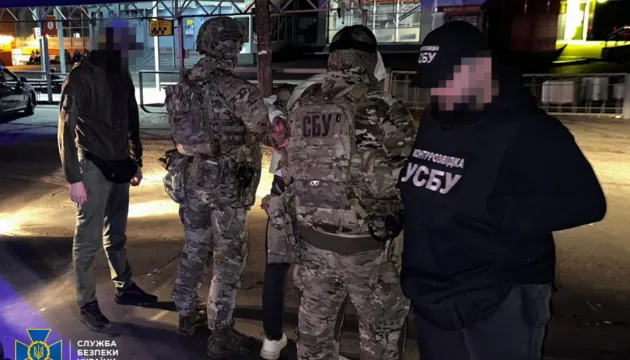 Російські спецслужби готували теракт проти військових у Рівному Російські спецслужби готували теракт проти військових у Рівному