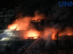 Ракетний удар по дев’ятиповерхівці у Києві: одна жертва, багато постраждалих Балістична-ракета-влучила-у-9-поверхівку-у-Києві-–-як-виглядає-будинок-після-атаки-рф-(фоторепортаж)