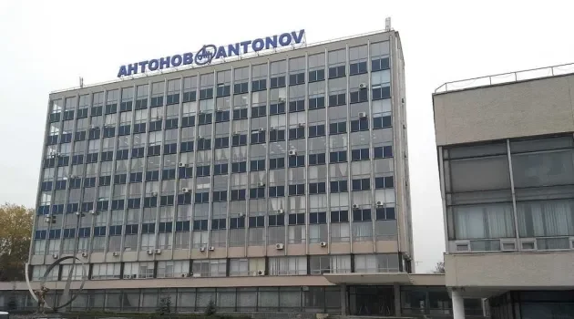 НАЗК виявило в декларації топпосадовця Антонова недостовірні відомості на ₴3,9 млн НАЗК виявило в декларації топпосадовця Антонова недостовірні відомості на ₴3,9 млн