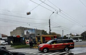 РФ вдарила по гуртовому складі в Луцьку: під завалами знаходять загиблих, кількість жертв росте — усі деталі (оновлено) РФ вдарила-по гуртовому-складі-в Луцьку:-під-завалами-знаходять-загиблих,-кількість-жертв-росте —-усі-деталі-(оновлено)