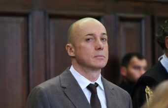 Суд у Гамбурзі над Сергієм Кузнєцовим: обвинувачення в організації підриву “Північного потоку” Підрив “Північного потоку” кваліфікують як воєнний злочин: під судом зібрався мітинг