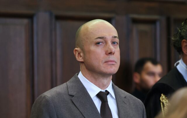 Суд у Гамбурзі над Сергієм Кузнєцовим: обвинувачення в організації підриву “Північного потоку” Підрив “Північного потоку” кваліфікують як воєнний злочин: під судом зібрався мітинг