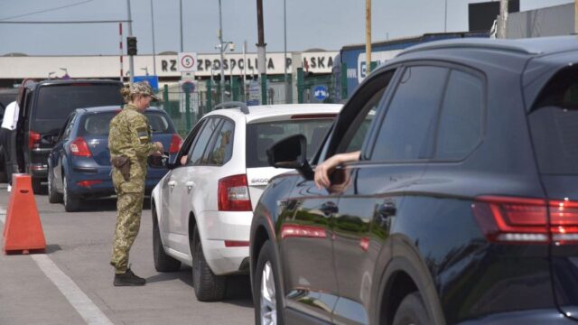 Польща посилить вимоги до іноземців при в’їзді в країну: подробиці Польща-посилить-вимоги-до-іноземців-при-в’їзді-в-країну:-подробиці