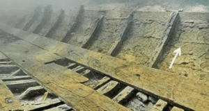 На дні Чорного моря археологи натрапили на військовий корабель віком 2000 років На-дні-Чорного-моря-археологи-натрапили-на-військовий-корабель-віком-2000-років