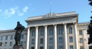 Волиньрада передала Луцькраді корпуси університету і тубдиспансер під госпіталь Волиньрада-передала-Луцькраді-корпуси-університету-і-тубдиспансер-під-госпіталь