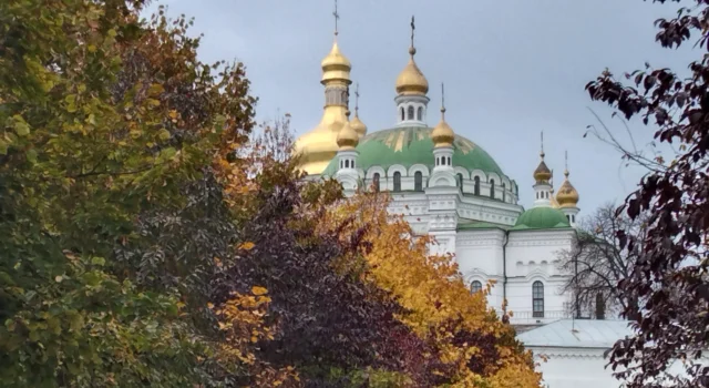 Яке релігійне свято відзначається 17 жовтня 2026: традиції та молитва Яке релігійне свято відзначається 17 жовтня 2026: традиції та молитва