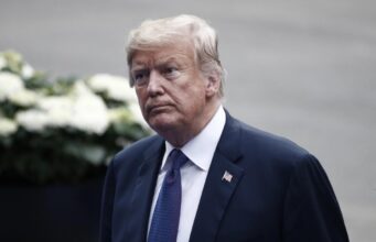 За час другого терміну Трамп звільняв зі свого кабінету тільки жінок, – NYT За-час-другого-терміну-Трамп-звільняв-зі-свого-кабінету-тільки-жінок,-–-nyt