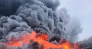 У Маневичах на Волині після прильоту масштабна пожежа, жителів попросили евакуюватись У-Маневичах-на-Волині-після-прильоту-масштабна-пожежа,-жителів-попросили-евакуюватись
