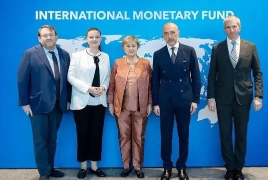 Директорка МВФ підтвердила підтримку України, але нагадала про реформи Директорка МВФ підтвердила підтримку України, але нагадала про реформи