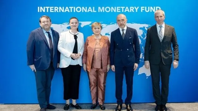 Директорка МВФ підтвердила підтримку України, але нагадала про реформи Директорка МВФ підтвердила підтримку України, але нагадала про реформи