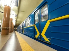 Ракетна атака на Київ: пошкодження метро та житлового будинку Ракетна-атака-на-Київ:-пошкоджено-станцію-метро,-ворог-поцілив-у-25-поверхівку