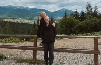 Дружина Павліка показала обличчя співака після операції та ускладнень Дружина-Павліка-показала-обличчя-співака-після-операції-та-ускладнень