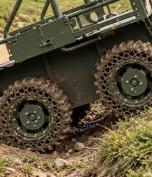 В-Україні-на-3d-принтері-друкують-шини-для-наземних-дронів,-яким-не-страшні-проколи В-Україні-на-3d-принтері-друкують-шини-для-наземних-дронів,-яким-не-страшні-проколи