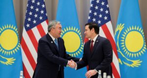 Марко Рубіо закликав до мирних переговорів у конфлікті між Росією та Україною під час візиту... Рубіо-обіцяє-й-надалі-сприяти-миру-в-Україні-та-прагне-поглибити-зв’язки-США-з-Центральною.