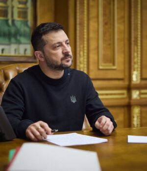 zelenskiy__president_gov_ua__1__94f8bb91c10e21c1992f33240398c270_1300x820.jpg Турелі дуже добре знищують “Шахеди”, будуть нові замовлення, – Зеленський