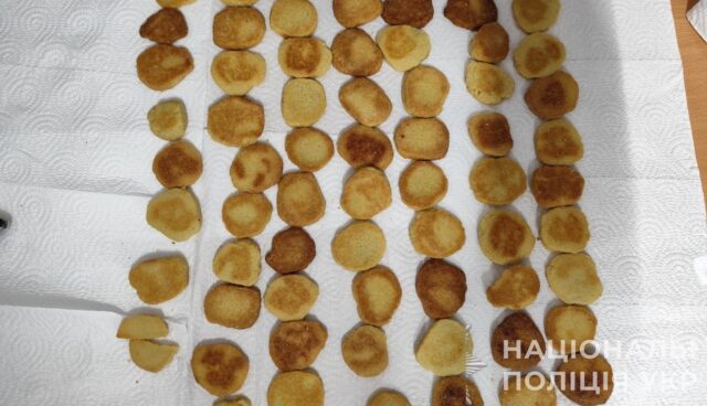 У Луцьку кухар продавав печиво з психотропами: дали шість років тюрми У-Луцьку-кухар-продавав-печиво-з-психотропами:-дали-шість-років-тюрми