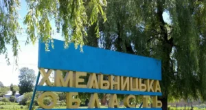 Російські війська атакували церкву на Хмельниччині "Немає-нічого-святого":-росіяни-вдарили-по-церкві-на-Хмельниччині-–-ОВА