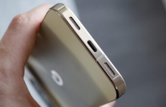 Ви недооцінюєте USB-порт у своєму смартфоні: 4 корисні способи його використання Ви-недооцінюєте-usb-порт-у-своєму-смартфоні:-4-корисні-способи-його-використання