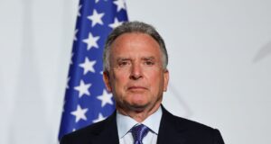 Зустріч американського посланця з Путіним: можливості для припинення вогню в Україні Віткофф заявив про передумови для припинення вогню в Україні та привіз Путіну документи