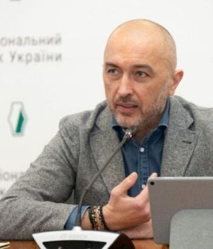 Голова-Нацбанку-прокоментував-обшуки-НАБУ:-чи подасть-у відставку Голова-Нацбанку-прокоментував-обшуки-НАБУ:-чи подасть-у відставку