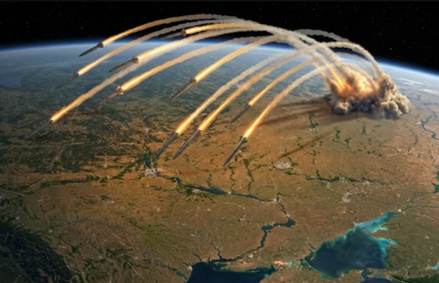 Київ піддався атаці балістичними ракетами: серія вибухів у столиці росія-атакувала-Київ-балістичними-ракетами-–-у-столиці-пролунала-серія-вибухів