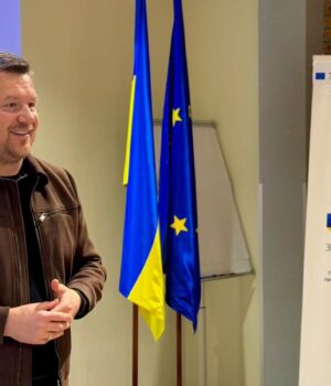 «Просто-про-ЄС»:-у-Луцьку-відбувся-тренінг-для-громад-щодо-процесів-євроінтеграції-в-Україні «Просто-про-ЄС»:-у-Луцьку-відбувся-тренінг-для-громад-щодо-процесів-євроінтеграції-в-Україні
