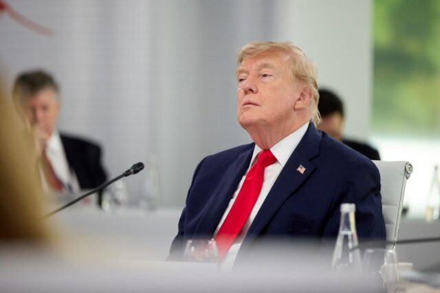 Трамп просив Google перейменувати Атлантичний океан на свою честь, але йому відмовили Трамп-просив-google-перейменувати-Атлантичний-океан-на-свою-честь,-але-йому-відмовили