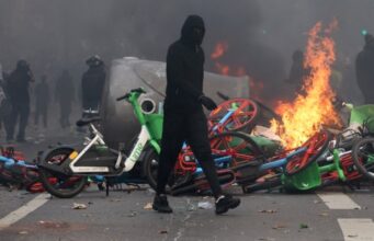 Протести молоді в Європі: від Парижа до Мілана Погроми,-мародерство-та-протести-в-країнах-Європи.-Чи-є-вплив-Росії?