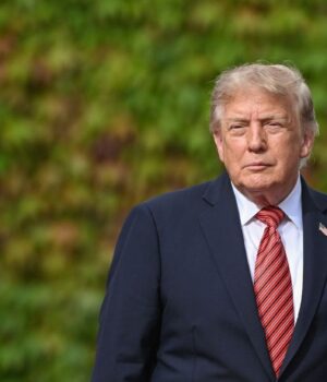 2026_gettyimages_2294908082_af5c44543005e91bd05d117cfc2161ca_1300x820.jpg “Побачимо”: Трамп відповів на слова Зеленського про удари РФ