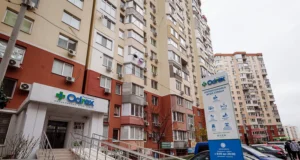 Затримка у розгляді справи про медичну недбалість лікарів Odrex: причини та наслідки Два-тижні-без-судових-засідань:-хто-і-чому-гальмує-розгляд-справи-про-медичну-недбалість-лікарів.