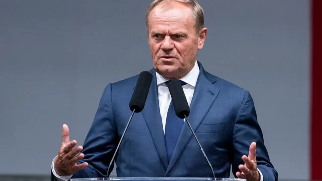 Зеленський дав Туску сигнал щодо рішення Львівської облради про рік УПА Зеленський дав Туску сигнал щодо рішення Львівської облради про рік УПА