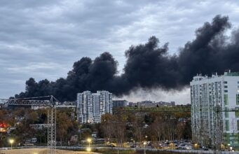Ракетний удар по заводу “Протон” в Орлі: постраждалі та пошкодження Ракетний удар пошкодив військовий завод “Протон” в Орлі, – ЗМІ