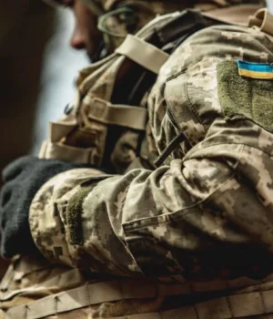 Україна-запроваджує-припинення-вогню-з-03:00-27-жовтня-для-гуманітарної-операції-в-Олешках-–-Генштаб