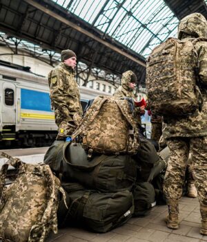 Воєнний стан та мобілізацію в Україні знову продовжать: яка нова дата