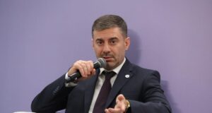 Лубінець детально розповів, як буде відбуватися гуманітарна місія в Олешках Лубінець-детально-розповів,-як-буде-відбуватися-гуманітарна-місія-в-Олешках