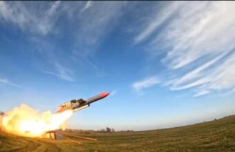 Україна посилює далекобійні удари по російських об’єктах Україна стала краще вражати цілі глибоко в РФ: Bloomberg розкрило деталі